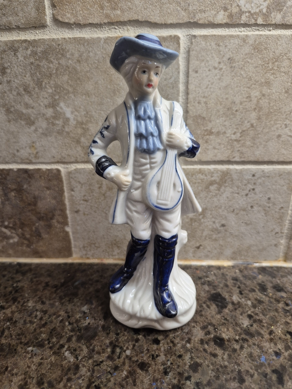 Vintage porcelain blue and white Victorian man With Mandolin figurine‎ EUC